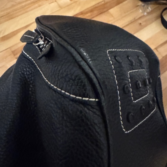 Black Leather Handbag - Picture 8 of 11